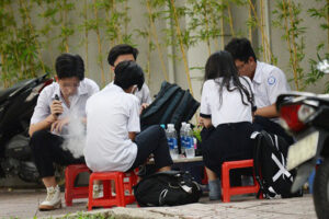 Theo dõi, quản lý con cái có dấu hiệu hư hỏng